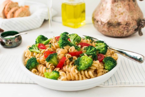 Vegetarian pasta fusilli with tomato broccoli