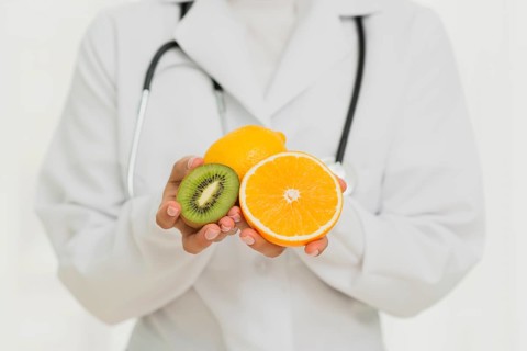 Doctor fruits stethoscope