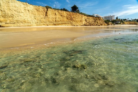 The Fuente de Gallo beach