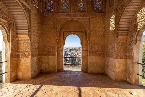 Palacio de Generalife window overlooking Granada