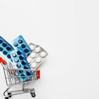 Top view pills inside shopping cart
