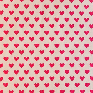 Seamless pattern with red hearts