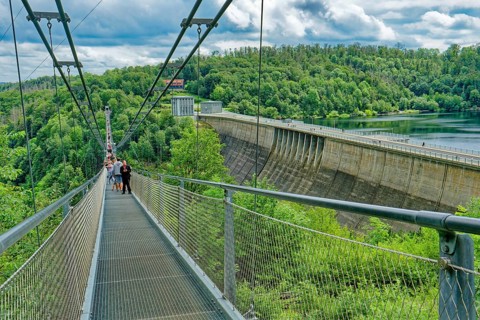 483-metre-long Titan RT suspension rope bridge over the Rappbode dam