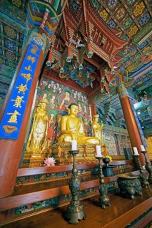 Buddha figure in the prayer hall