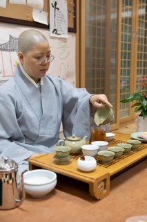 Korean nun
