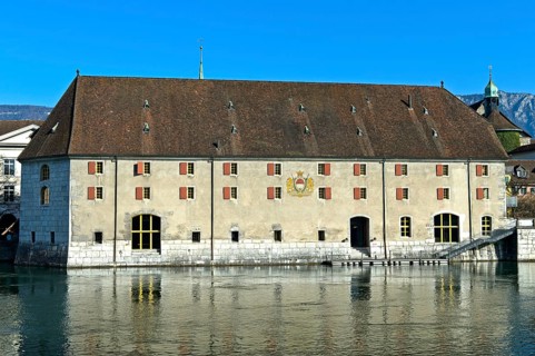 Historic warehouse building Landhaus an der Aare