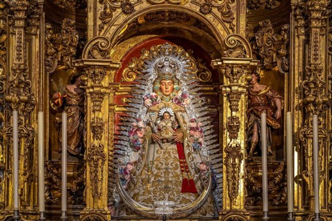 Altar detail