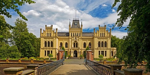 Evenburg moated castle