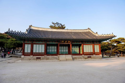 Tongmyeongjeon-Saal