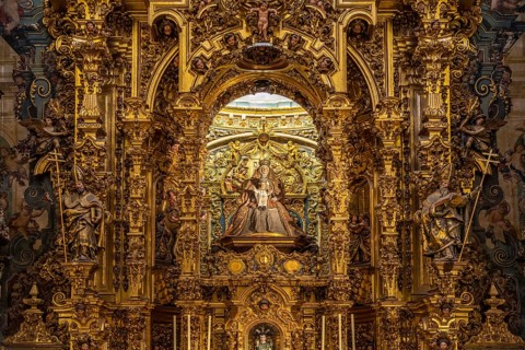 Altar detail