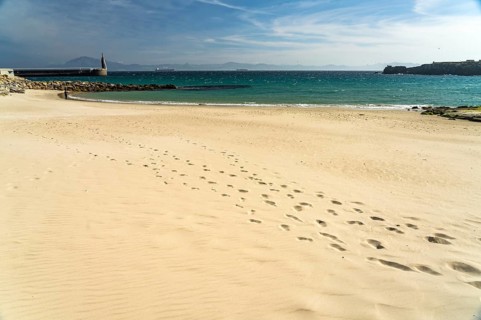 Playa Chica beach in Tarifa