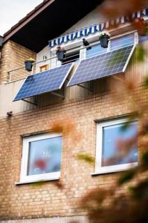 Balcony power plant on a detached house in Monheim am Rhein