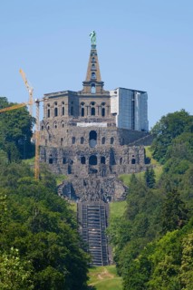 Hercules Building above the Cascades