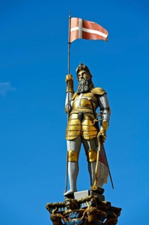 Banner Bearer Statute on the Fish Fountain