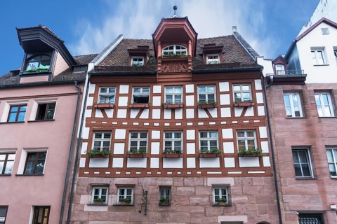 Historic roof lift bay