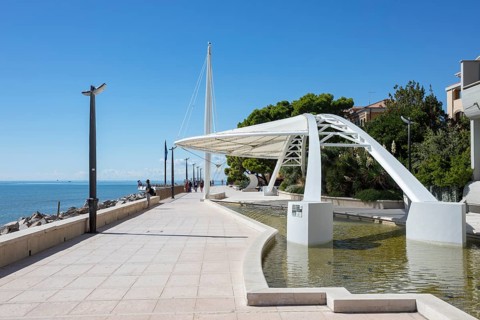 Modern fountain on the Nazario Sauro seafront