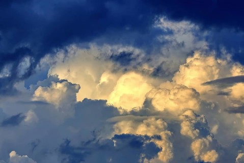 This cloud formation is a collection of