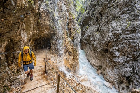 Climbers on their way through the Hoellentalklamm