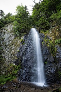 Cascade du Queureuilh waterfall