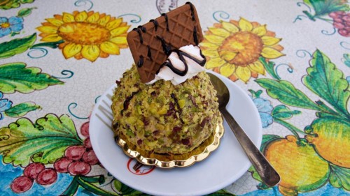 Pistachio ice cream