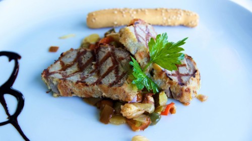 Tuna steak