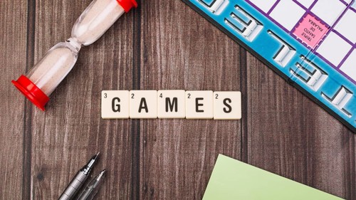 Collection cubes with games title