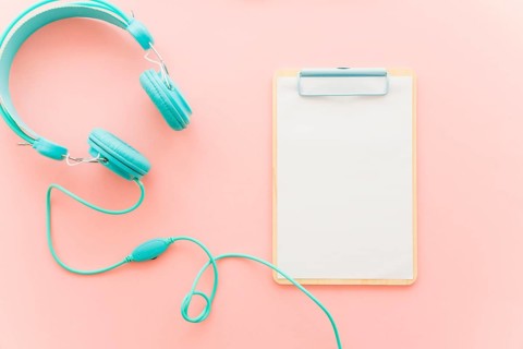 Headphones clipboard