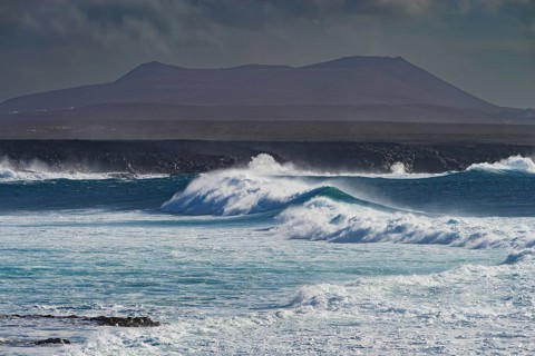 Surf waves