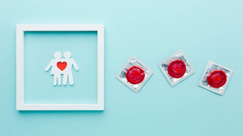 Arrangement contraception concept with paper couple frame