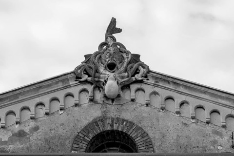 Detail of pediment with motifs of crabs