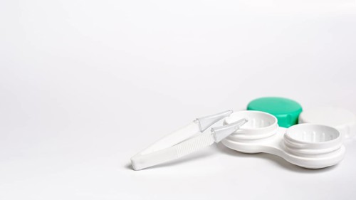 Contact lenses case with copy space tweezers