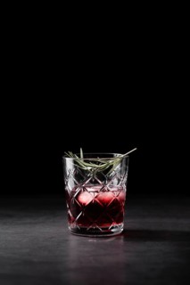 Refreshing cocktail glass copy space