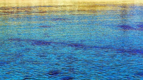 Crystal clear turquoise water in the sea