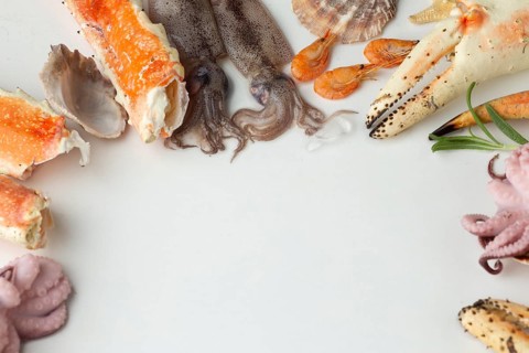 Fresh seafood mix table
