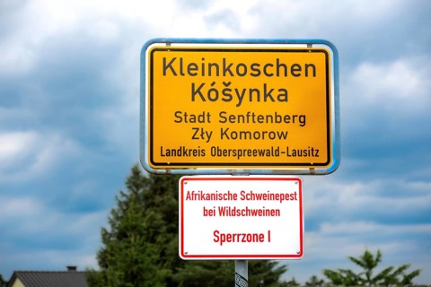 Place-name sign at the Senftenberg district of Kleinkoschen