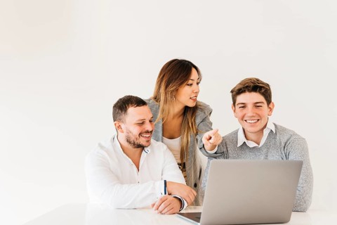 Colleagues teaching trainee office