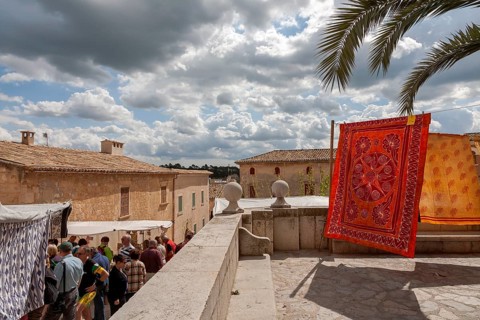 Colourful cloths for sale