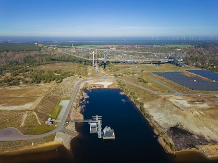 F60 conveyor bridge