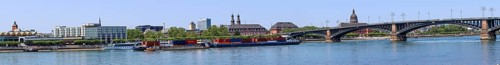Panoramic photo of the Rhine with Mainz and Theodor Heuss Bridge