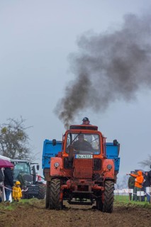 Tractor Pulling