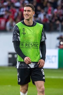 Dusan VLAHOVIC 9