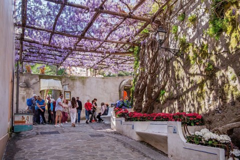 Shady alley in the centre