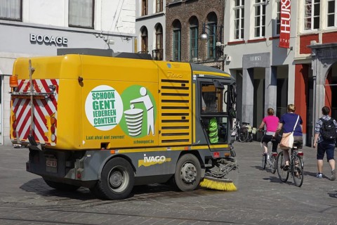 Street sweeper