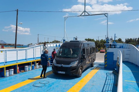Motorhome drives off ferry in Elafonissos