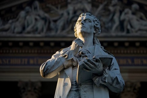 Schiller Monument