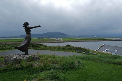 A shot of Niall Bruton's statue