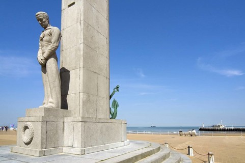 Monument for the sailors and fishermen who died at Ostend