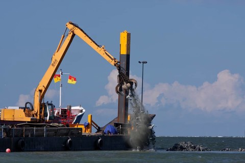Construction measures on the uninhabited island of Minsener Oog in zone 1 in the Lower Saxony Wadden Sea National Park