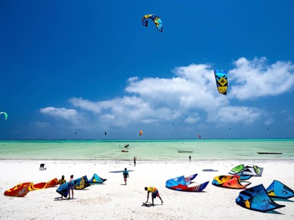 Kitesurfer