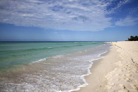 Azure blue water of Atlantic Ocean and tropical beach at the seaside resort Varadero